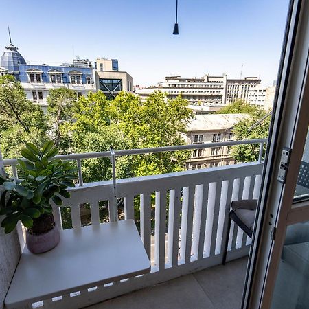 Romana Vibe Elegance In The Heart Of The City Bukarest Eksteriør billede