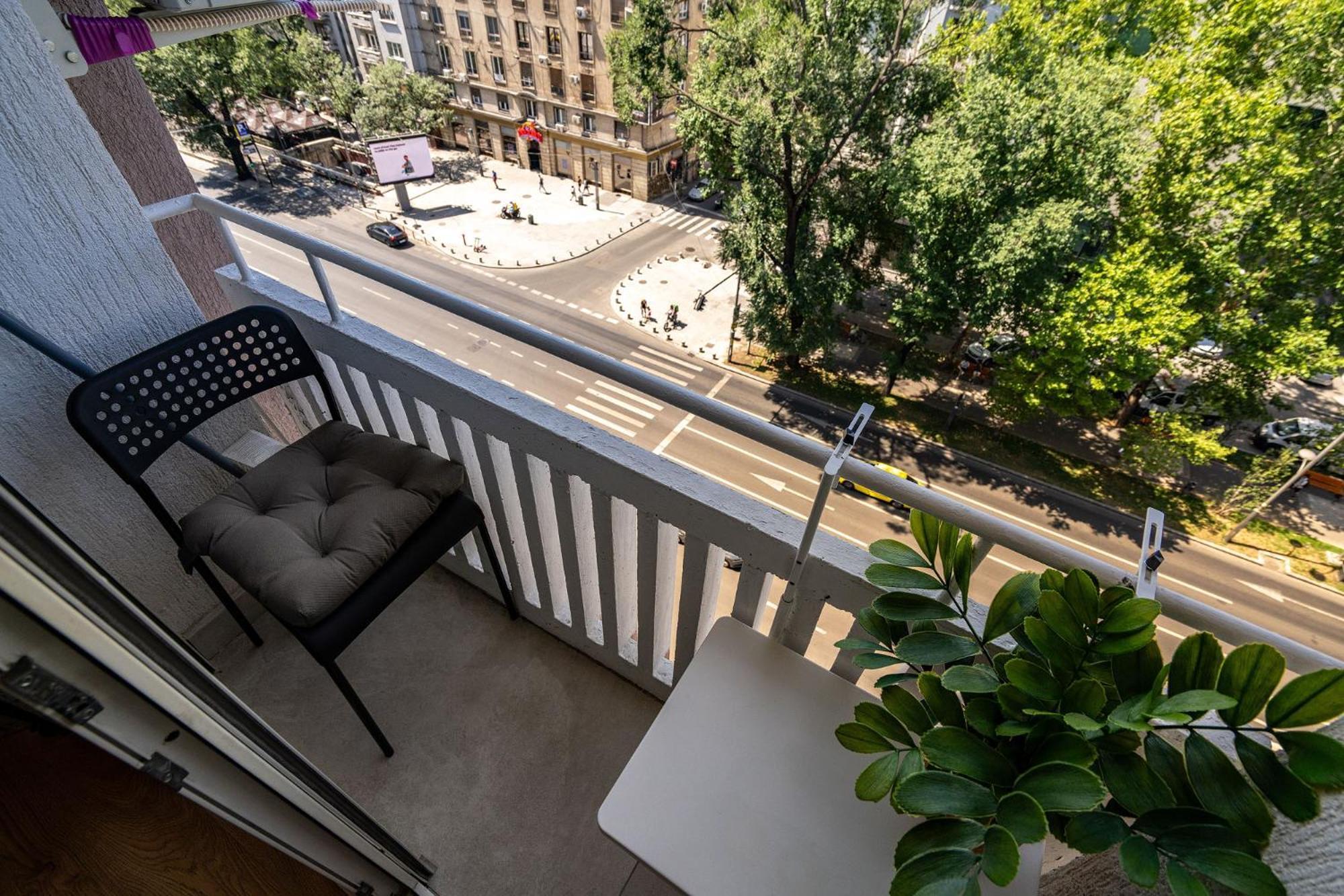 Romana Vibe Elegance In The Heart Of The City Bukarest Eksteriør billede