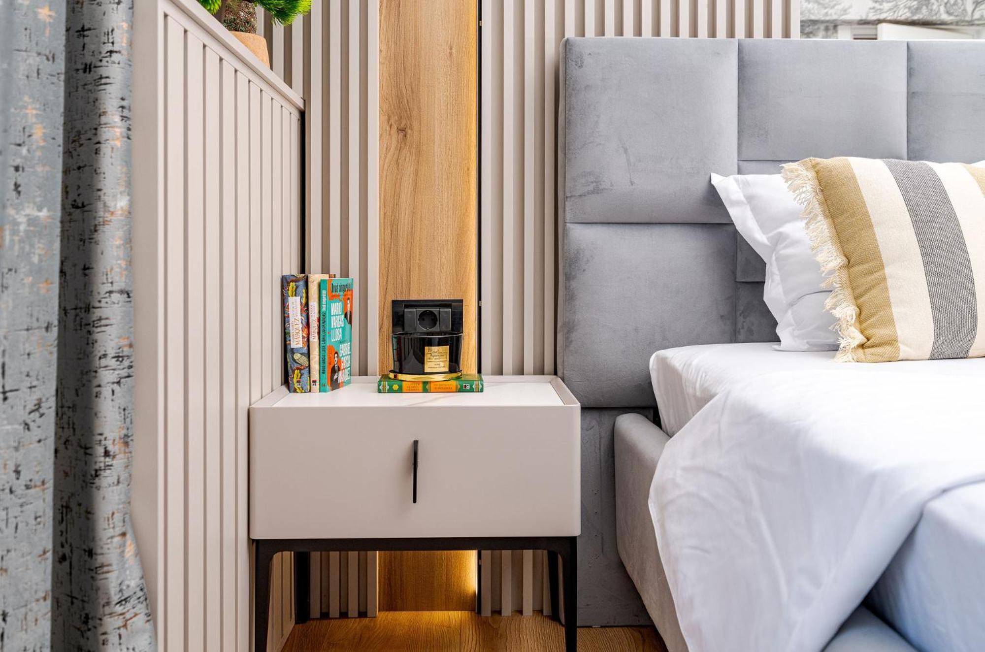 Romana Vibe Elegance In The Heart Of The City Bukarest Eksteriør billede